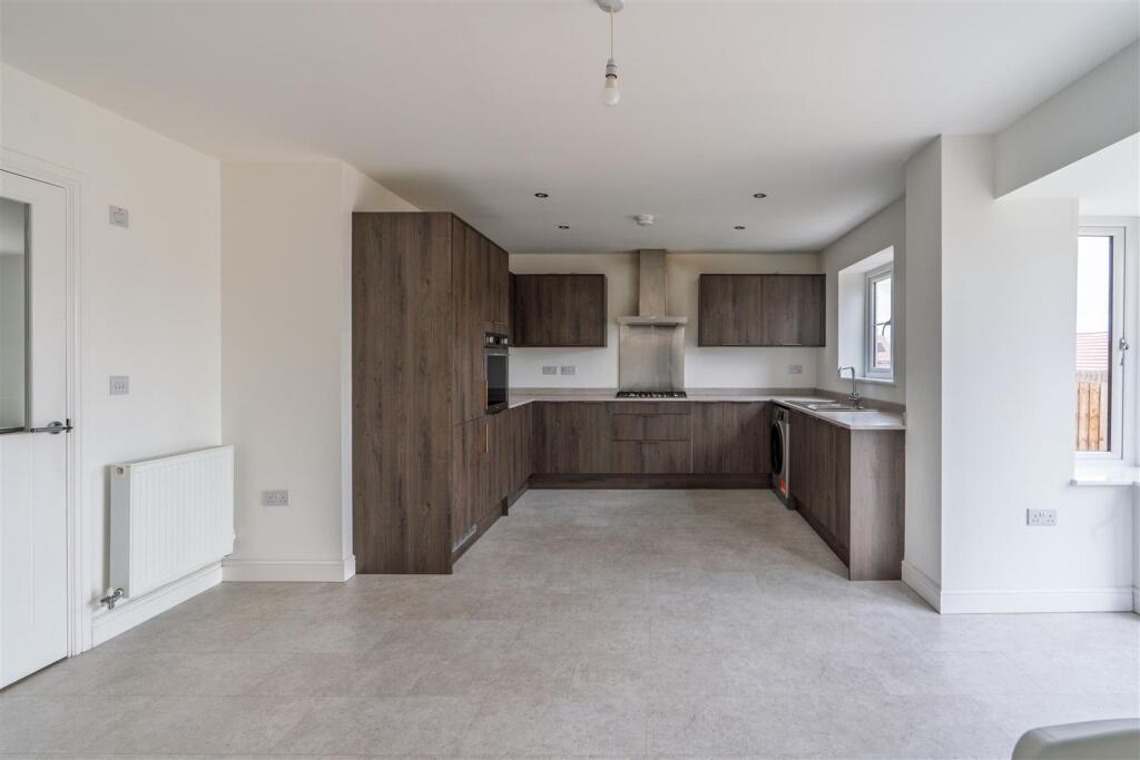 House in Newcastle upon Tyne, Tyne and Wear - More