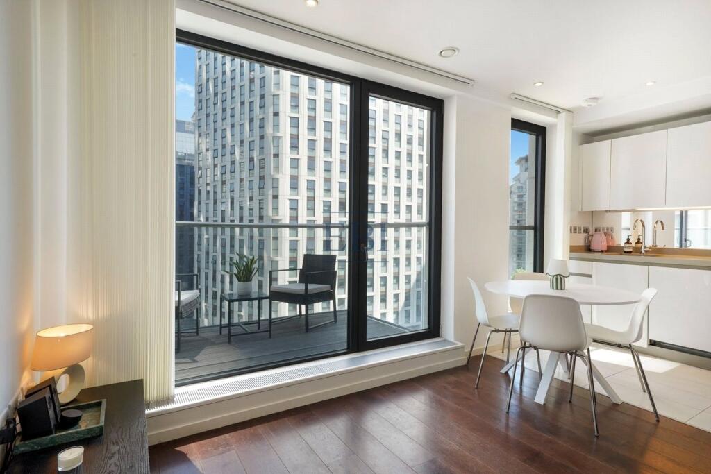 Apartment in London - View 2