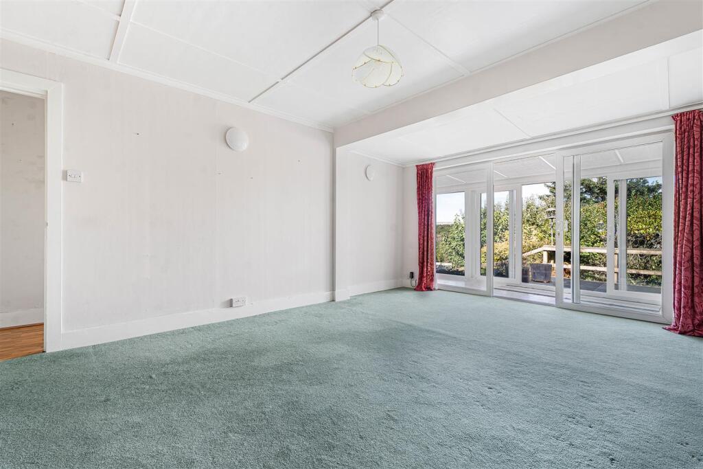 House in Plymouth - View 4