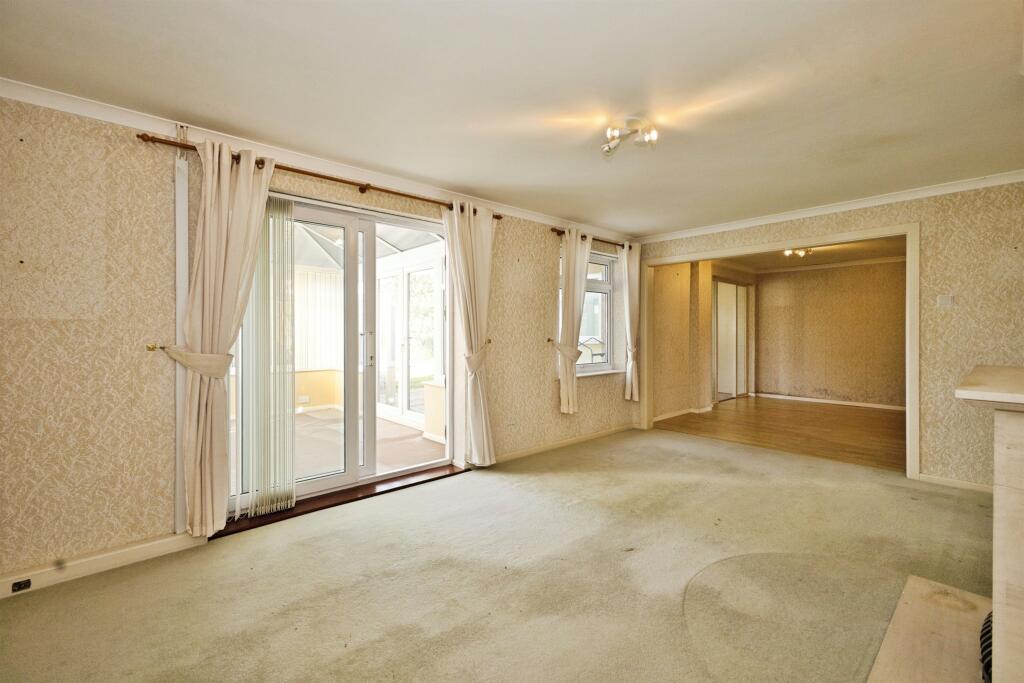 Additional image 3 of Burroughes Avenue, Yeovil