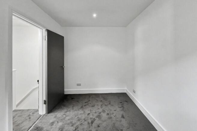 198 Upper Richmond Road West, London SW14 8AN