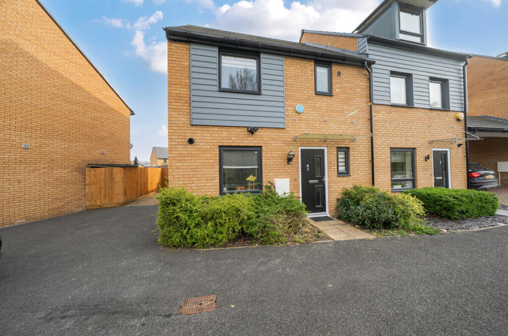 Main image of property: Centurion Way, Houghton Regis