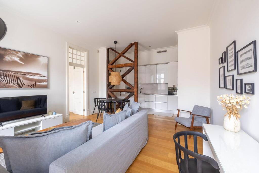 Main image of property: Lisbon, Lisbon