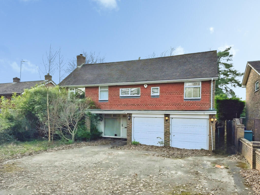Main image of property: Milton Mount Avenue, Crawley, West Sussex, RH10 3DP