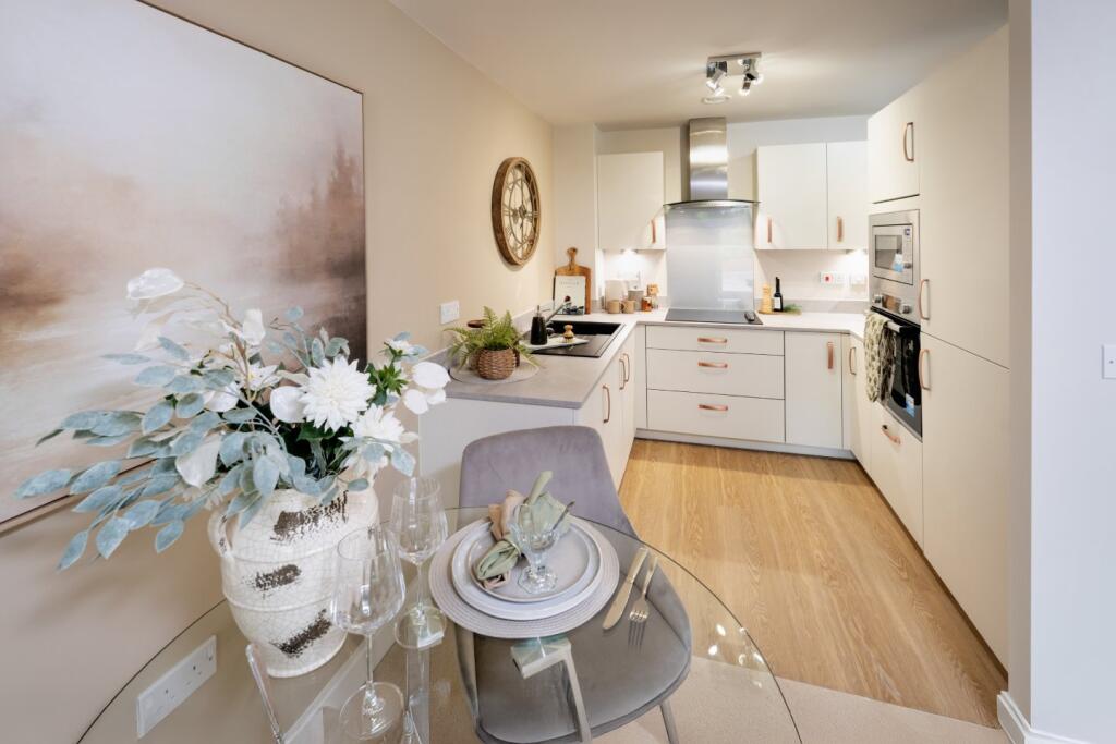 Highgate Hill,
Hawkhurst,
Kent,
TN18 4FH photo 4