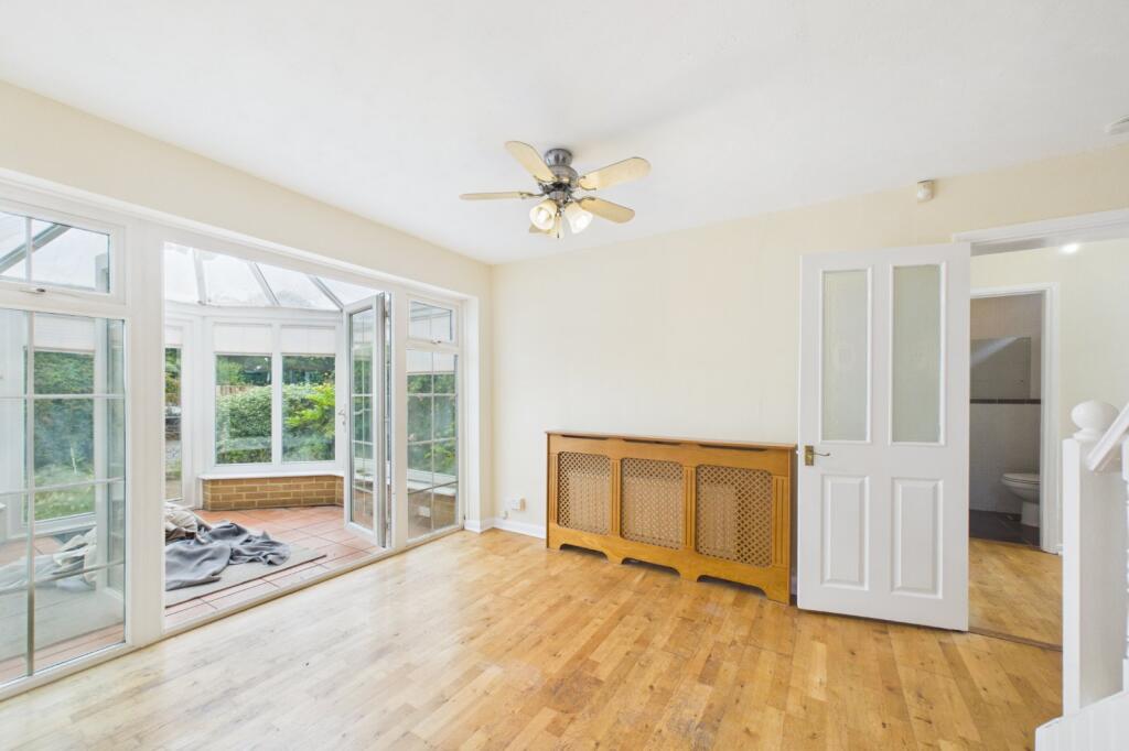 Longhurst Close, Caversham, Reading, Berkshire, RG4 - More