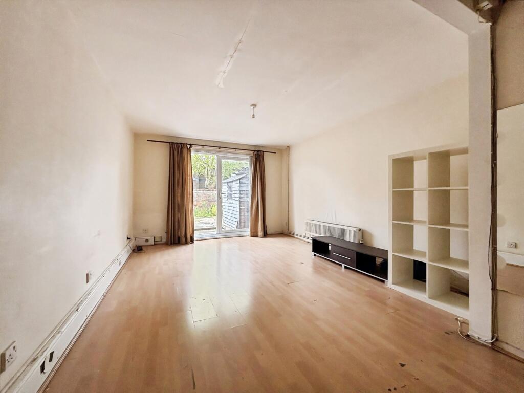 Main image of property: Hyde Close, London, E13
