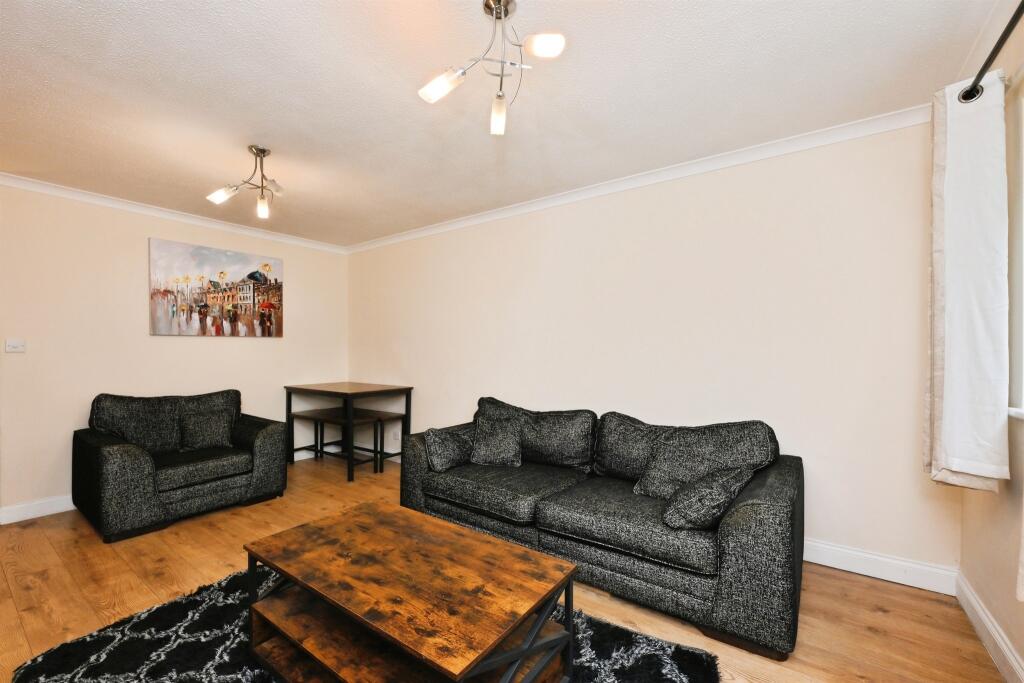 Apartment in Harlow, Essex - View 5