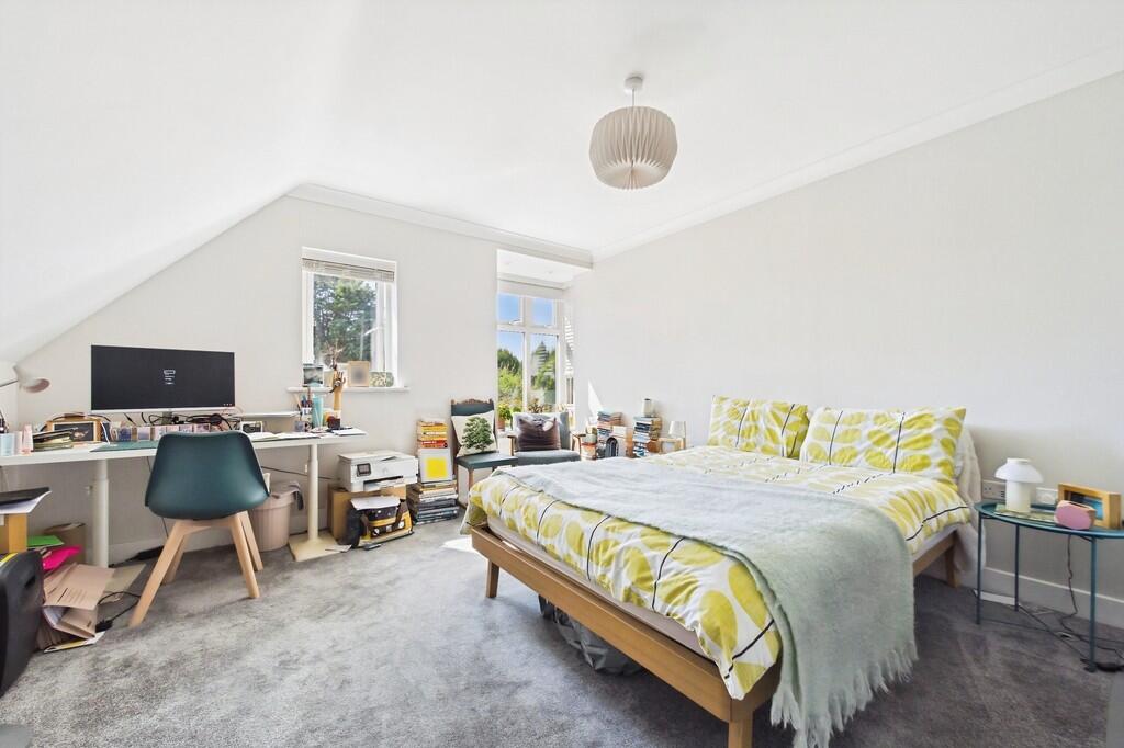 Apartment in Canterbury - View 4