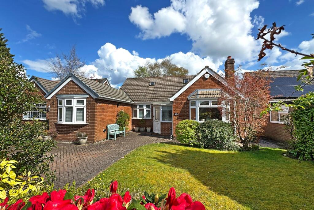 3-bed detached on Longsides Road, Hale Barns, £700,000