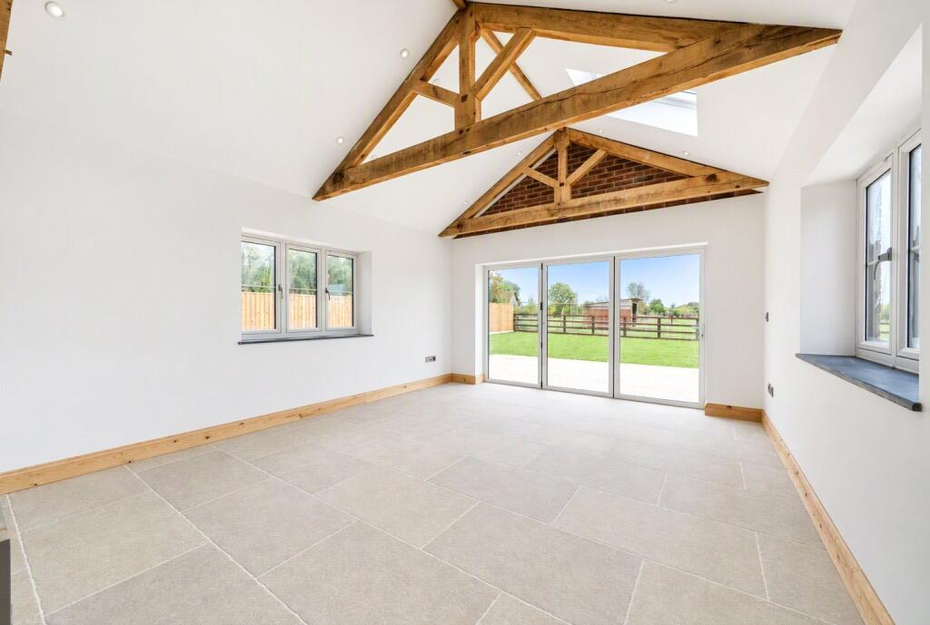House in Huish Episcopi, Somerset - View 3