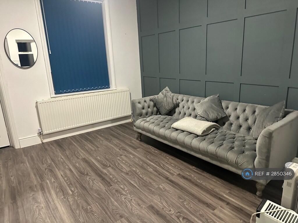 Main image of property: Town Lane, Bradford, BD10