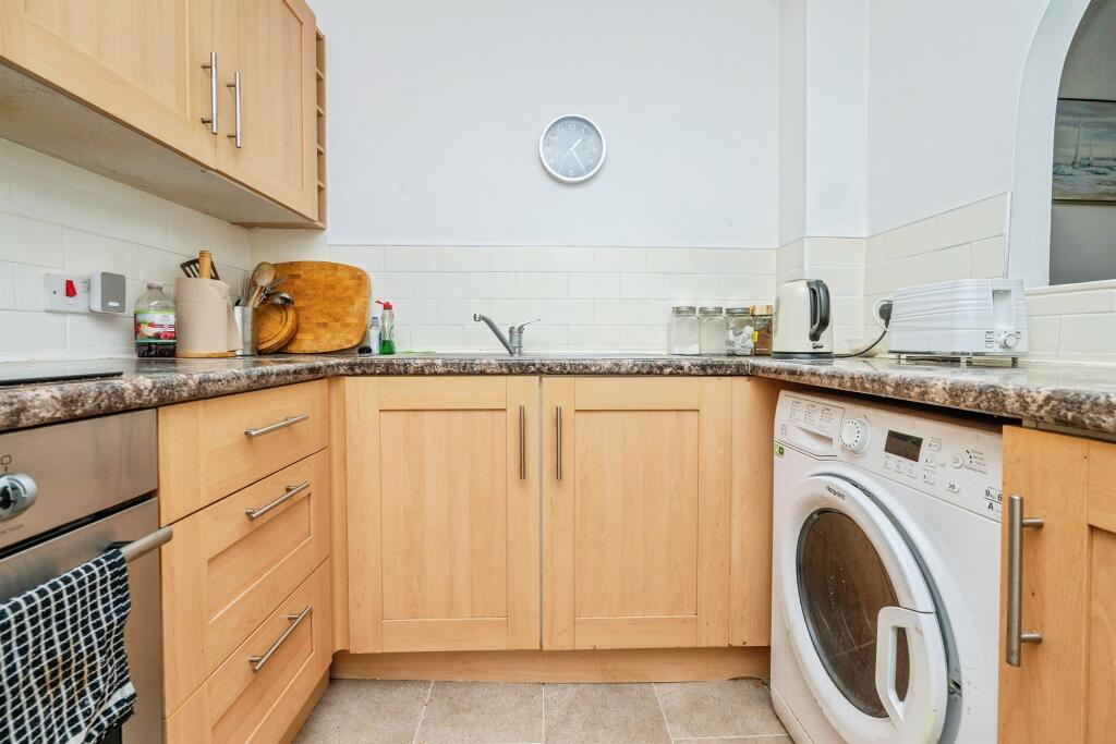 Wain Green, Long Meadow, Worcester - View 6