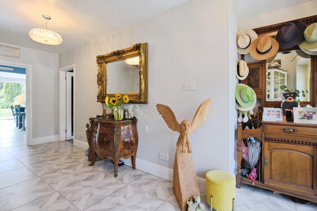 House in Southampton - View 4