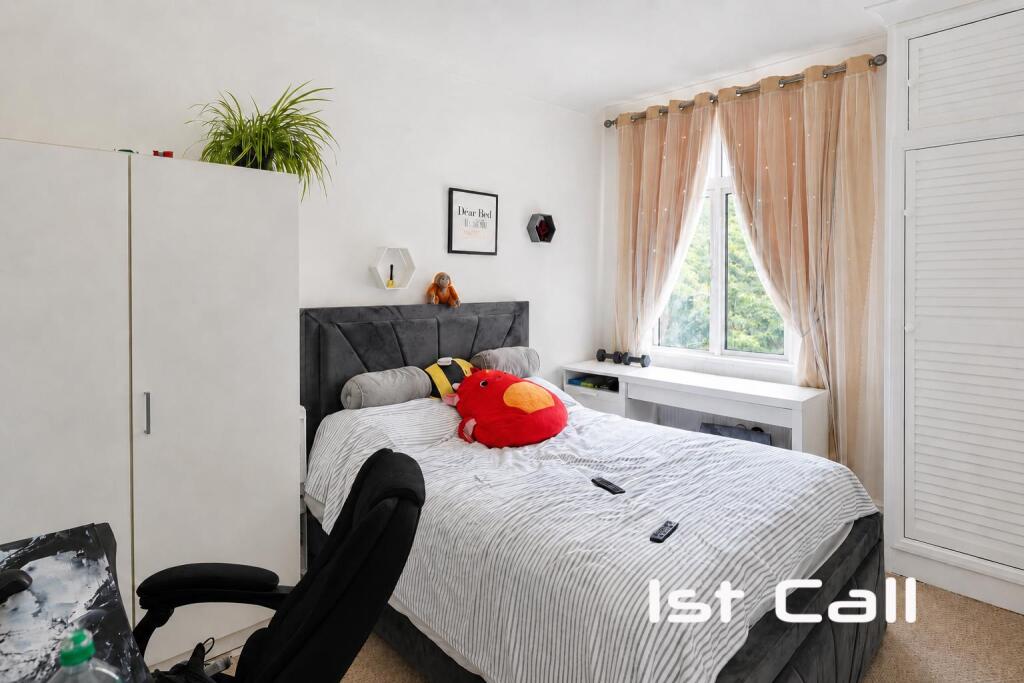 Apartment in Southend-on-Sea, Kursaal Estate, Southchurch - More