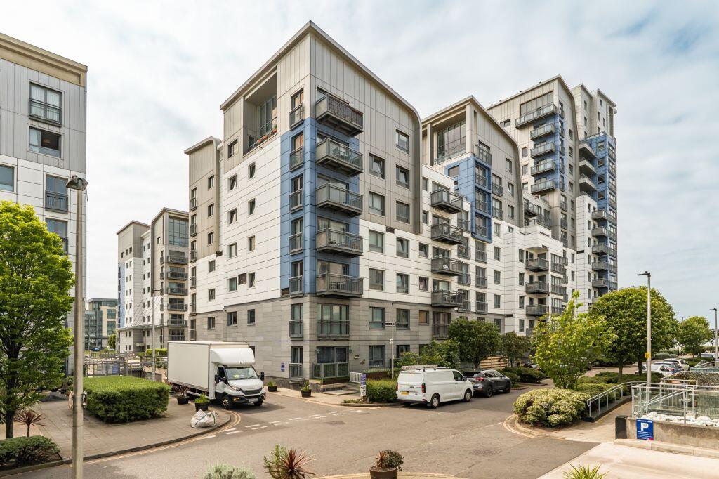 Main image of property: 7/3 Western Harbour Midway, Edinburgh, EH6 6LE