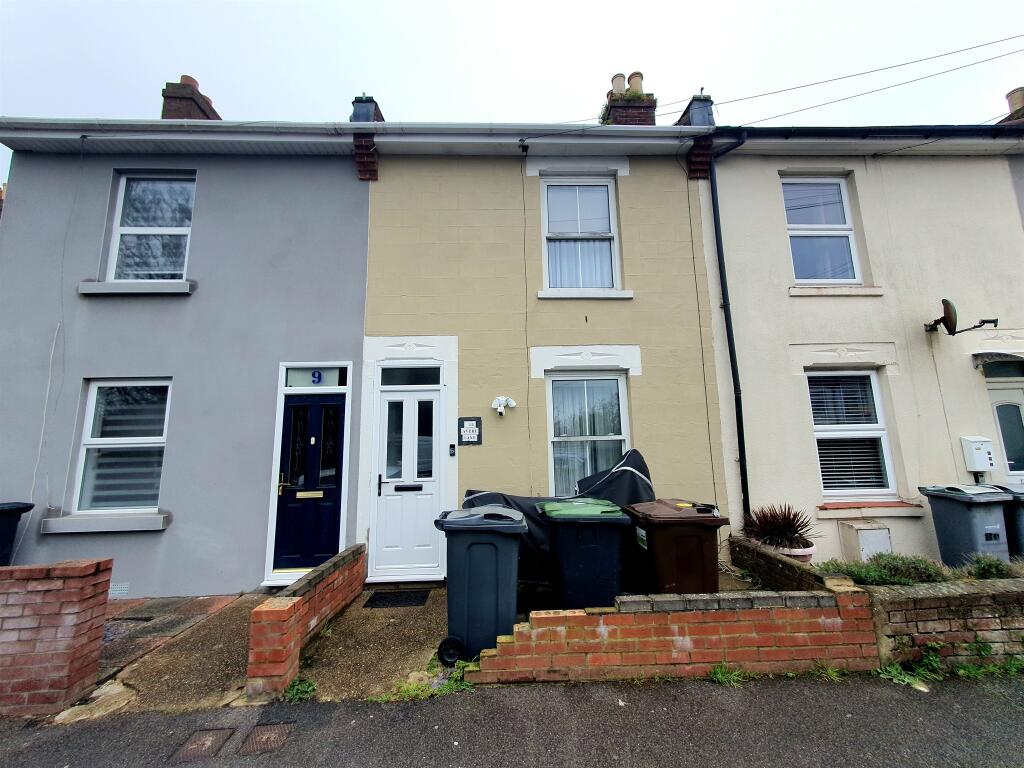 Main image of property: Avery Lane, Gosport