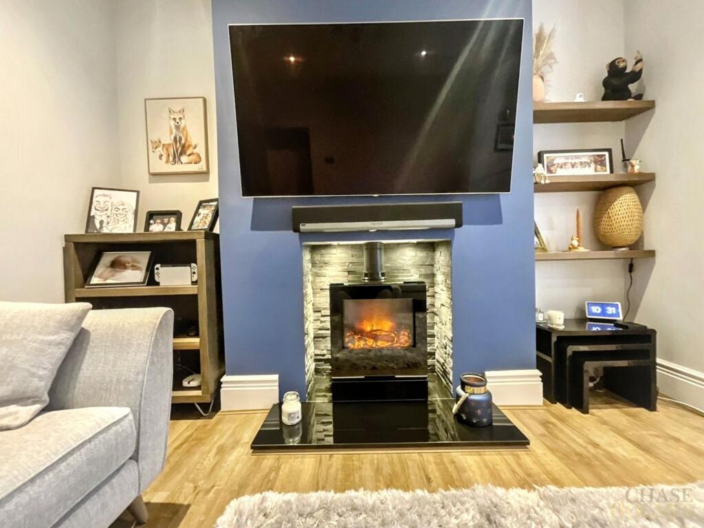 House in South Tyneside, North East - More