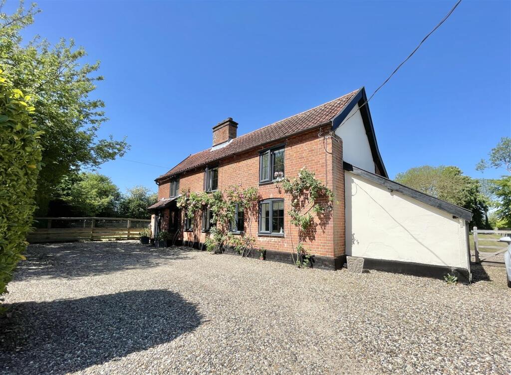 Main image of property: Norwich Road, Wreningham
