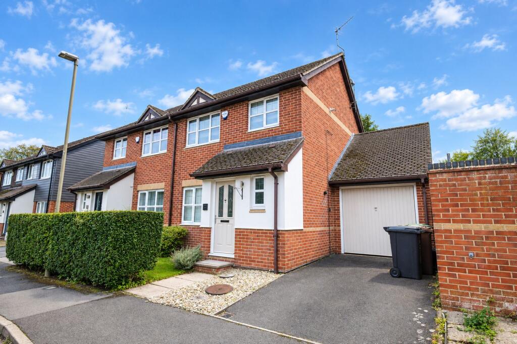 Main image of property: Fairfax Gate, Oxford, OX33