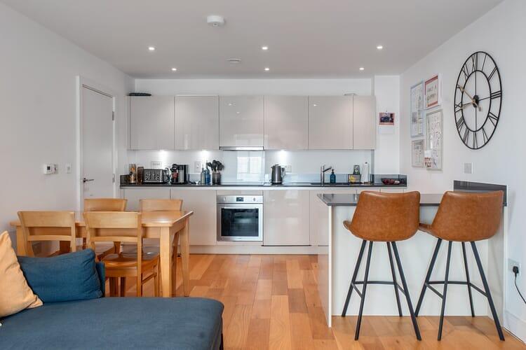 Apartment in London - More