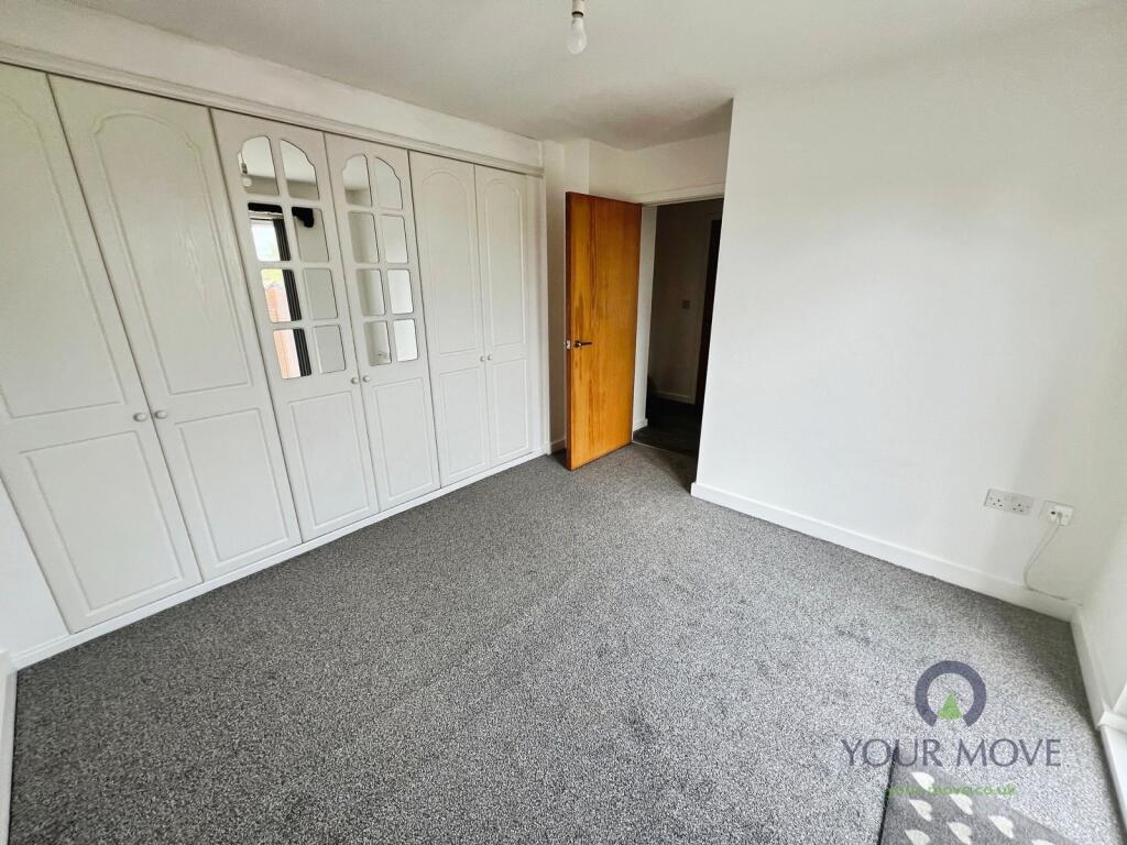 Apartment in Dudley, West Midlands - View 5