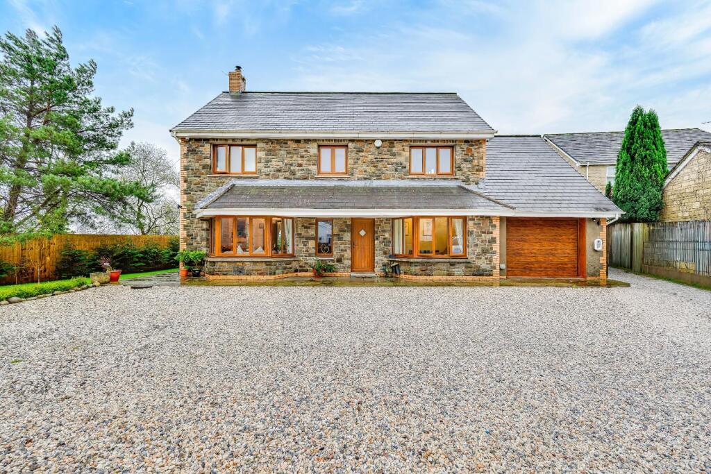 5-bed detached on Broad View, Tondu, Bridgend County Borough, CF32 9DF, £595,000