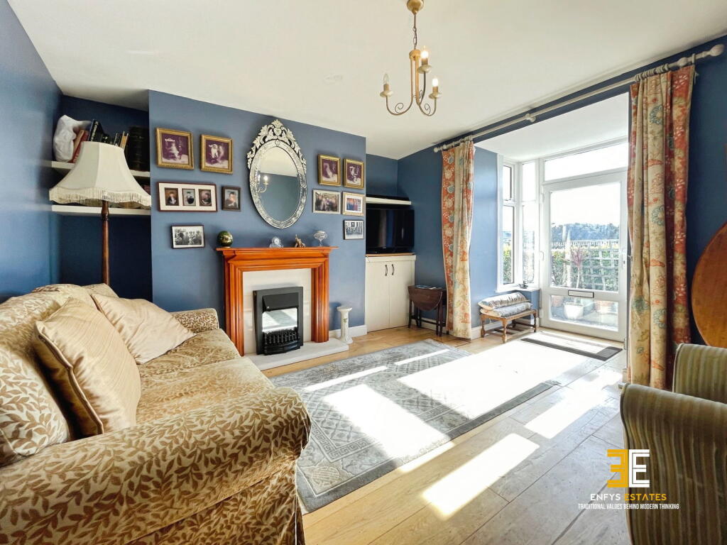 Station Road, Deganwy, LL31 photo 2