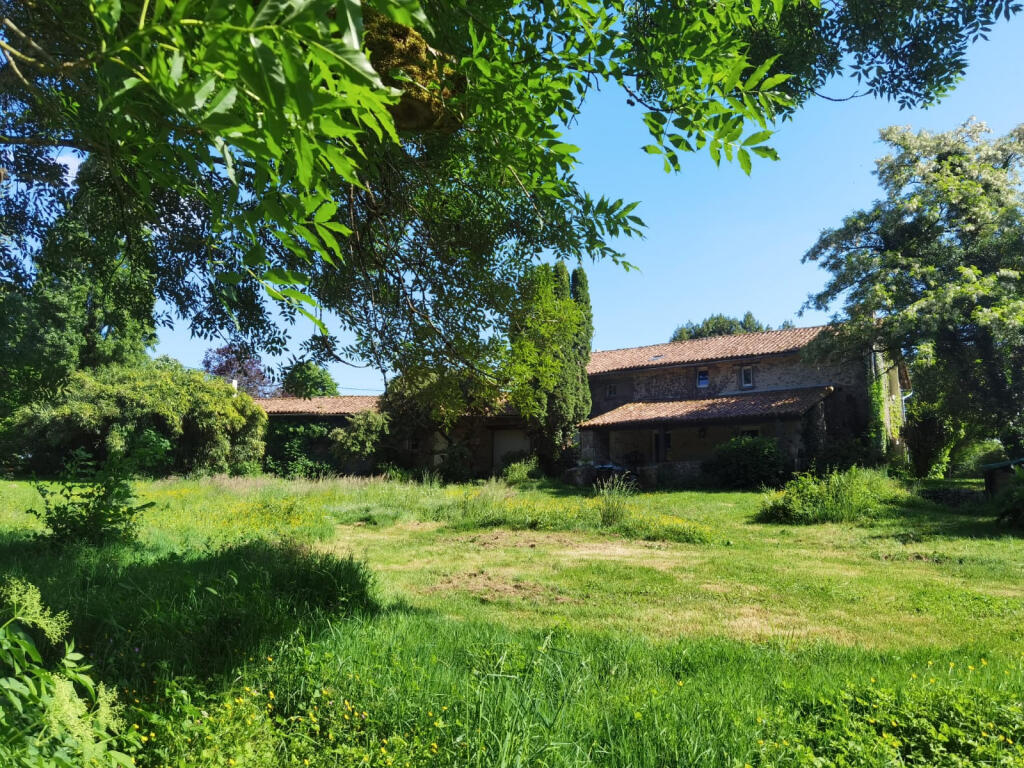 Main image of property: Poitou-Charentes, Charente, Montemboeuf