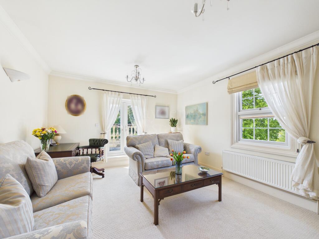Apartment in Dudley - View 2