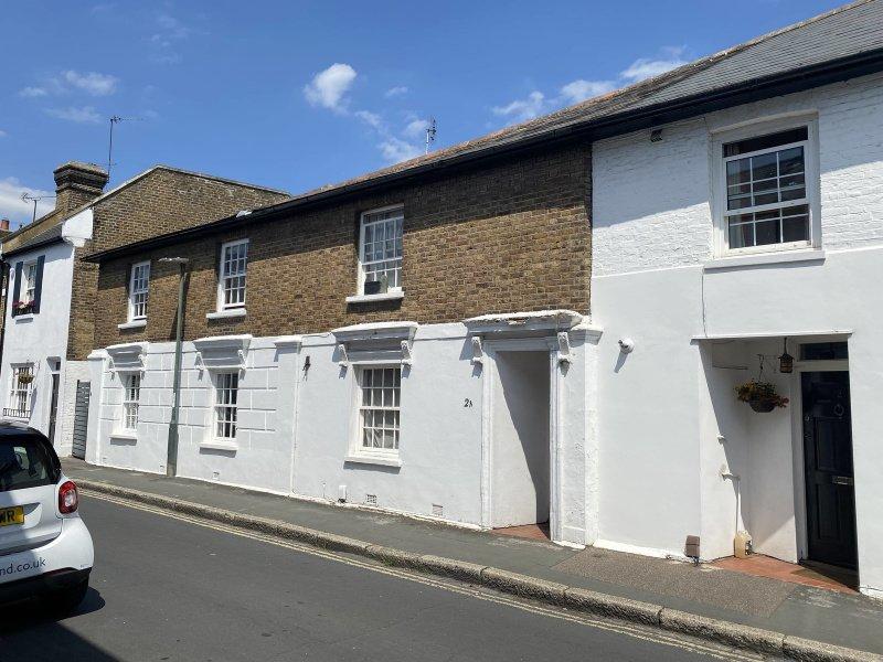 Main image of property: Park Road, Hampton Wick, Kingston upon Thames KT1