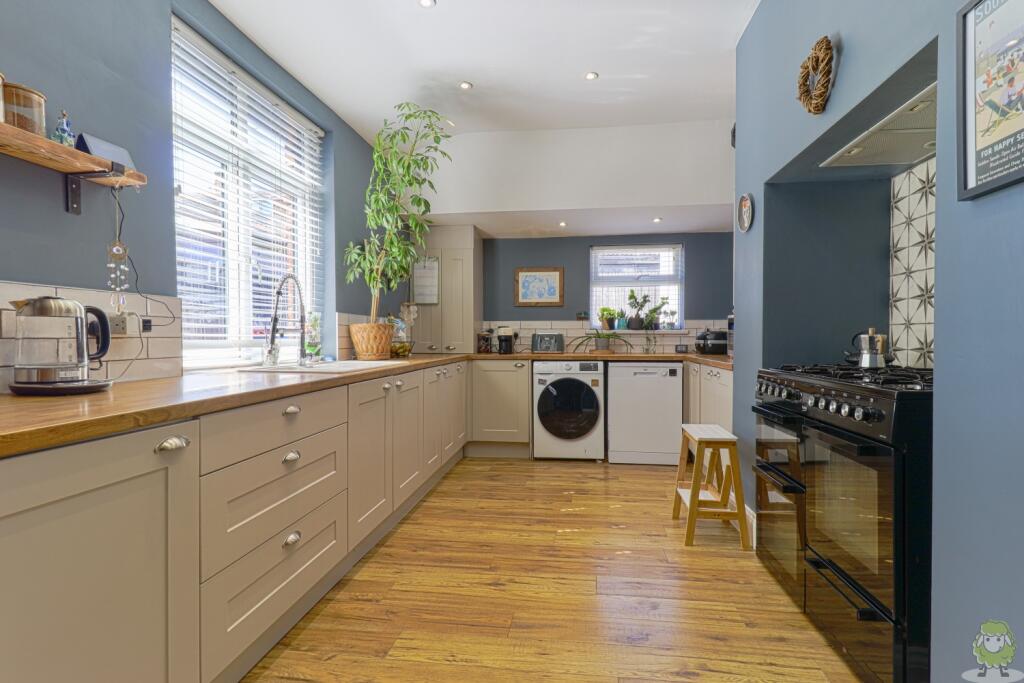 9 Arthur Terrace, Sunderland photo 3