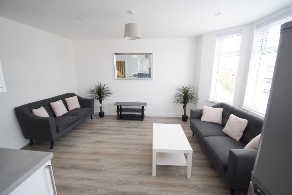 House in Cardiff - View 5