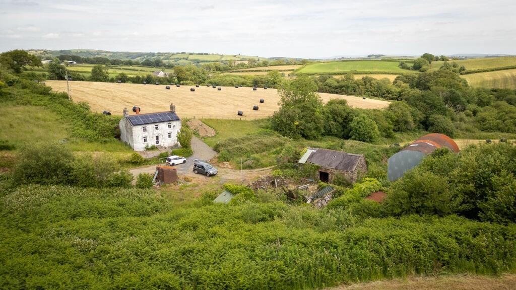 Main image of property: Felinfoel, Llanelli, SA15