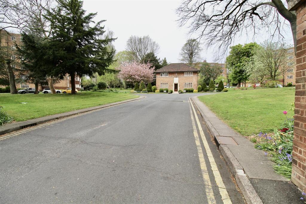 Additional image 22 of Viceroy Close, Edgbaston, Birmingham