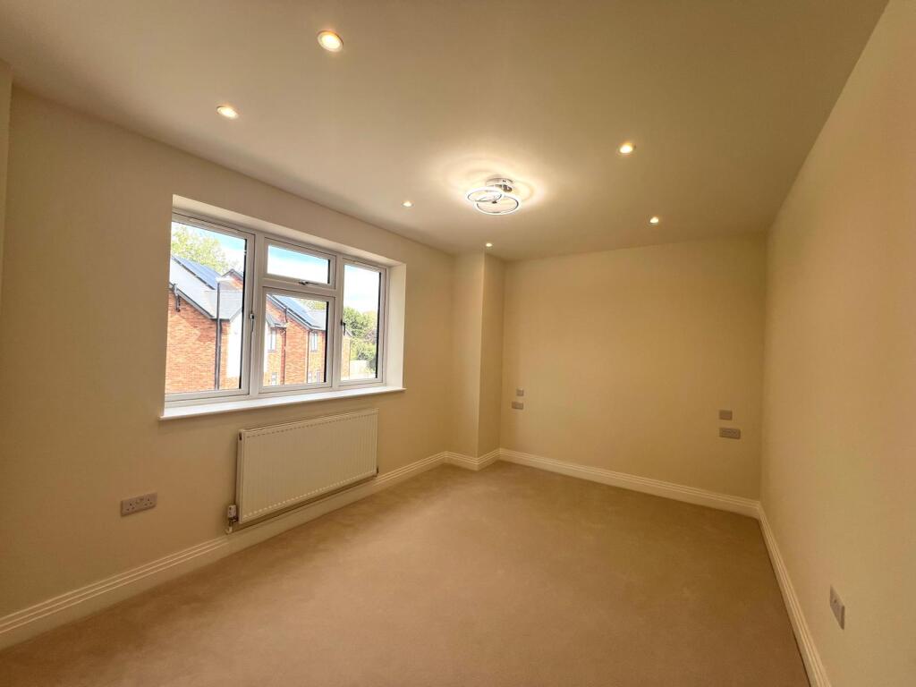 House in Reading - View 4
