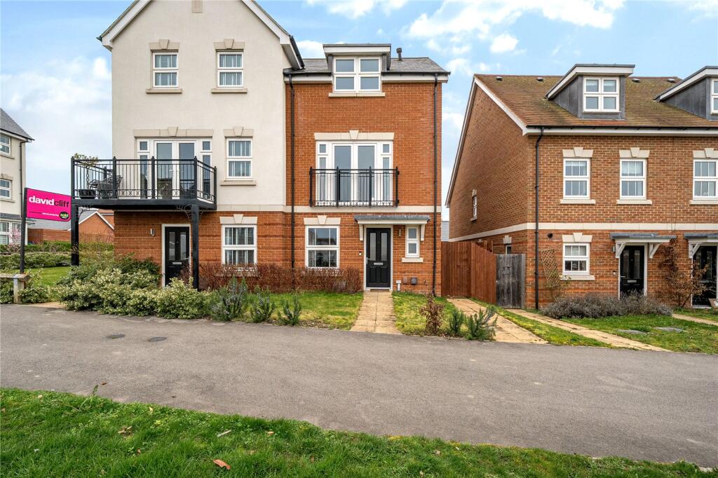 Main image of property: Oak Avenue, Wokingham, Berkshire, RG40