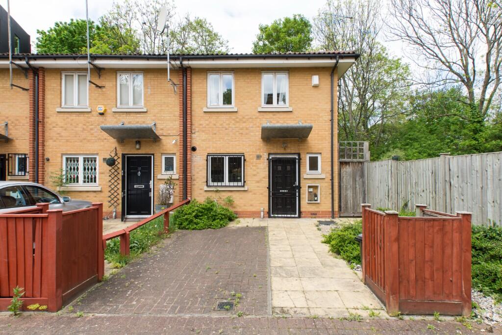 2 bedroom end of terrace house for rent