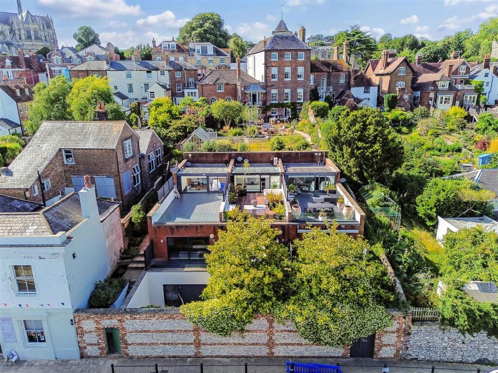 Main image of property: Tarrant Street, Arundel