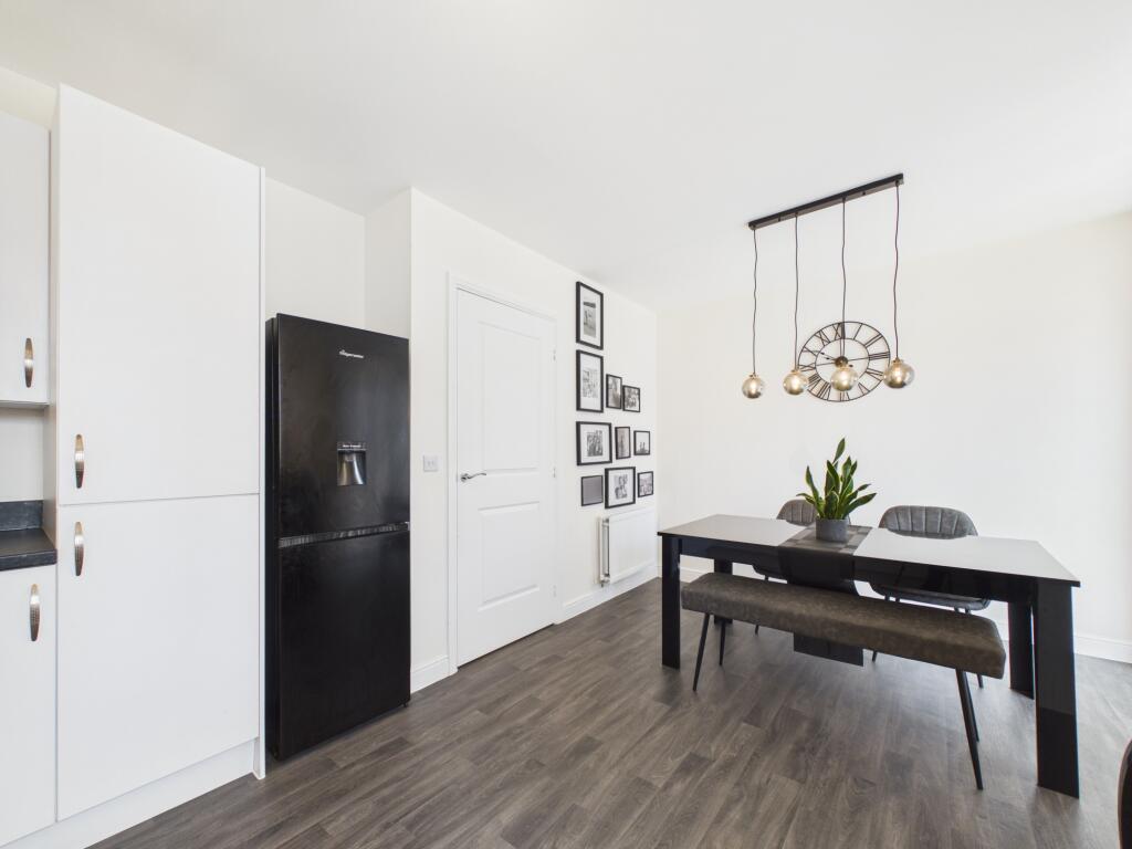 House in Derby, Chaddesden - More