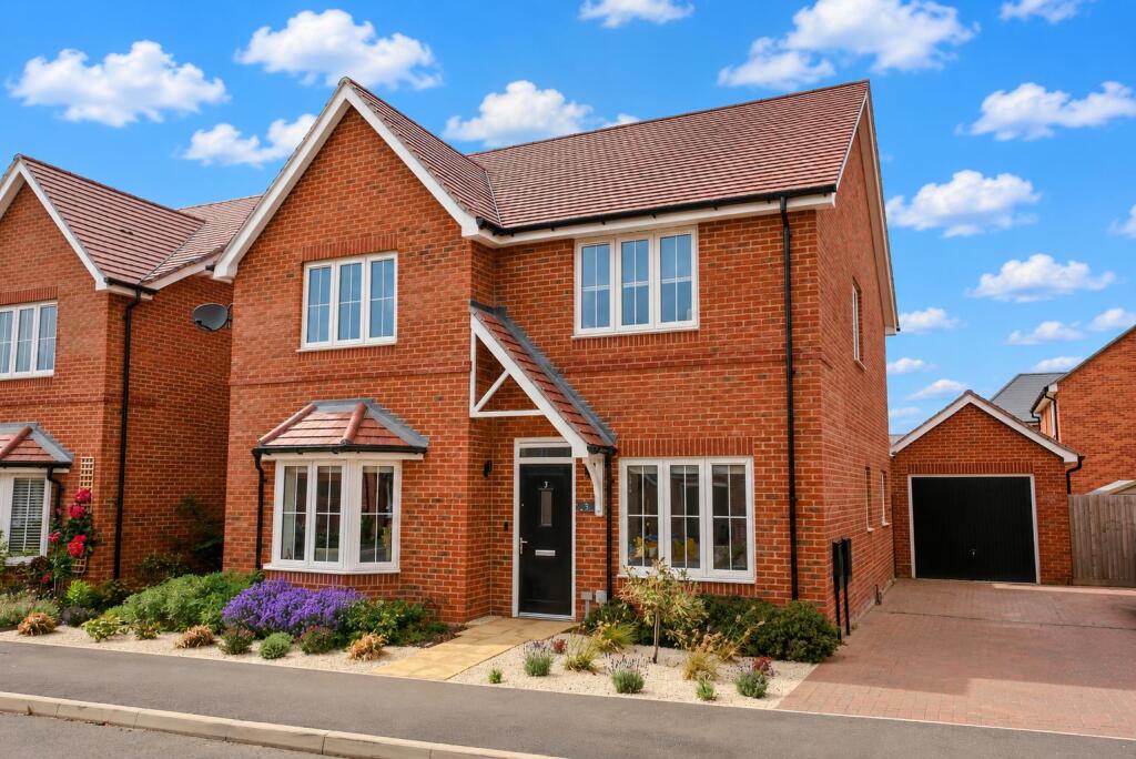 Main image of property: Hither Derhams, Benson