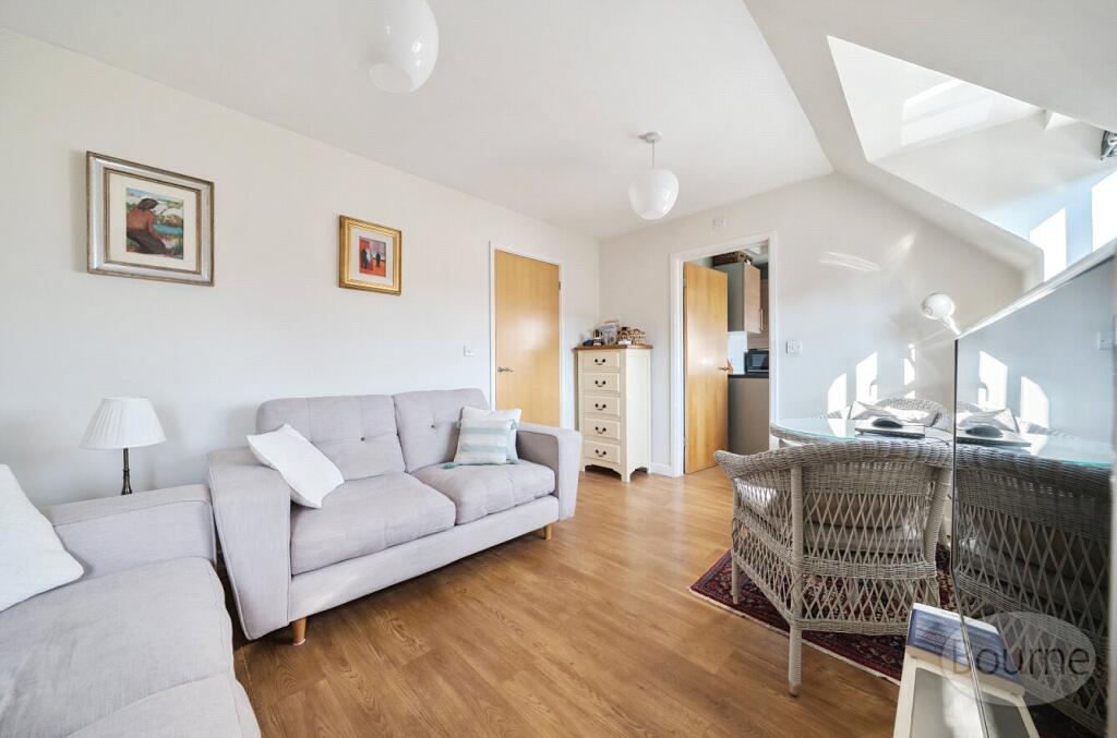 Apartment in Waverley, Witley and Milford - View 5