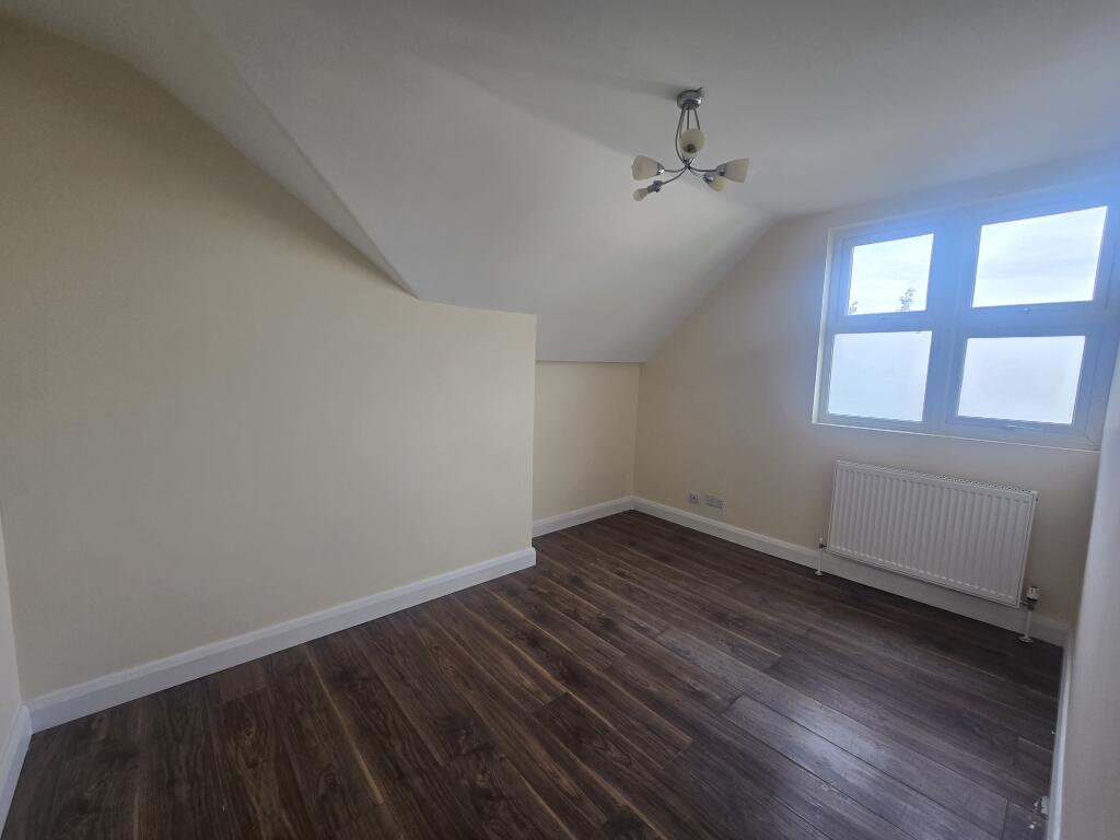 Apartment in London, Upton Park - View 4