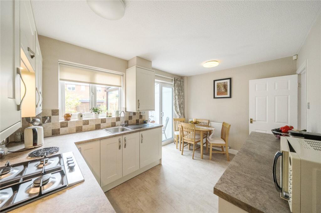 Waite Close, Pocklington, York, YO42 photo 3