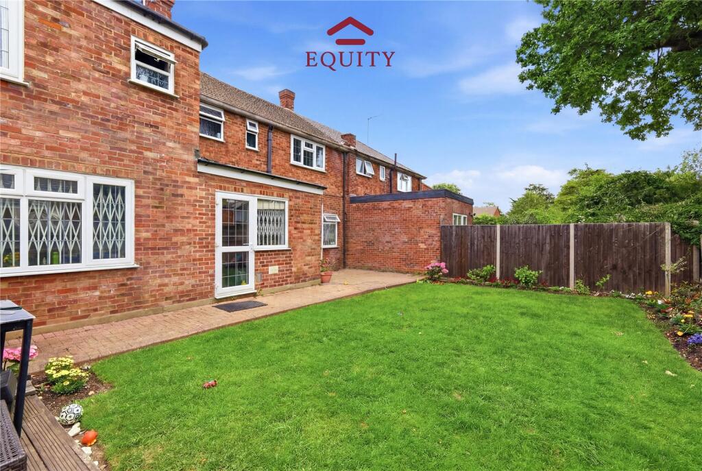House in Enfield - More