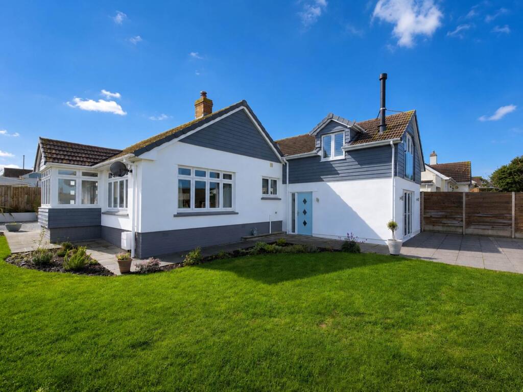 Main image of property: Highfield, Northam