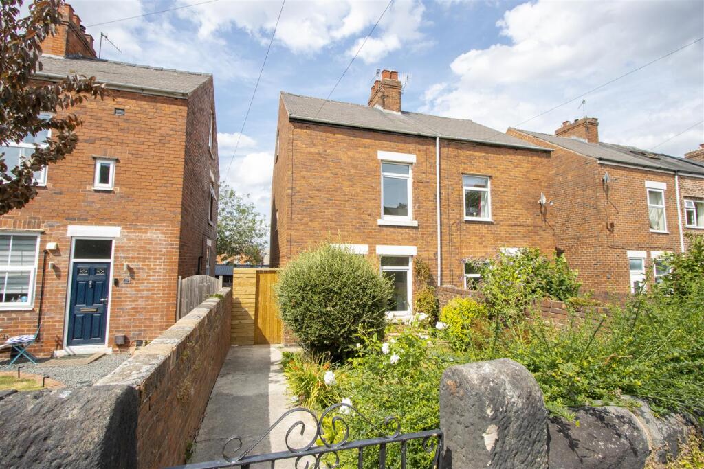 Main image of property: Boythorpe Avenue, Chesterfield