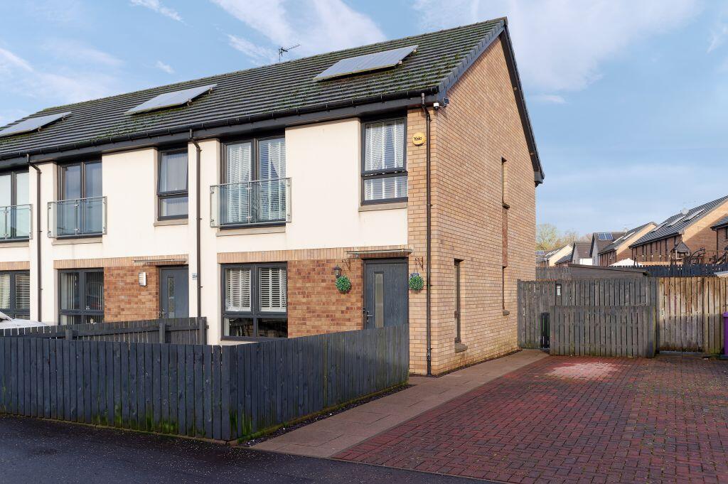 Main image of property: 252 Househillwood Road, Glasgow, G53 6SZ