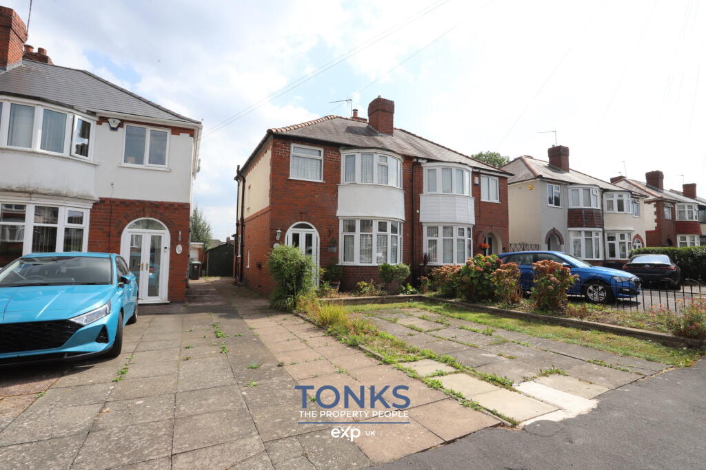 Main image of property: Highbury Avenue, Rowley Regis, B65 9PN