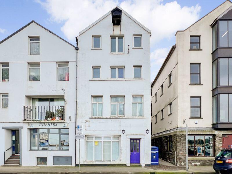 Main image of property: 3 West Quay, Ramsey